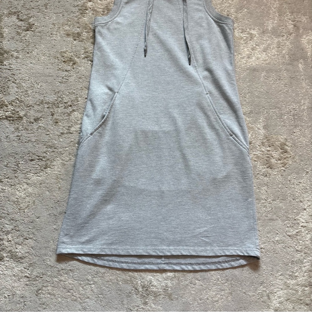 Freedom Trail By Kyodan Grey Sleeveless Hoodie Athleisure Dress Size Small - Picture 5 of 10
